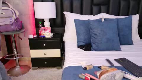 Mia Sweetth online show from October 13, 2025, 7:25 pm