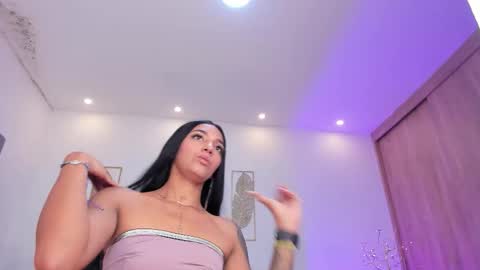 Mia Vegas online show from January 15, 2026, 8:23 pm