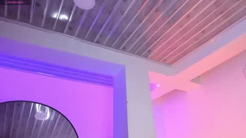 Snapshot of miavillalobos_ chatting on May 27, 2026, 12:40 am Mia Villalobos online show from May 27, 2026, 12:40 am
