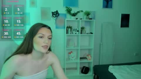 Mia online show from October 6, 2025, 3:26 am