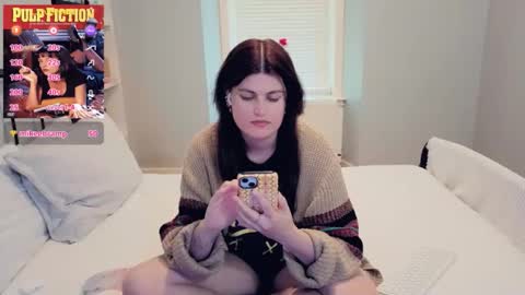 Mia  online show from June 1, 2026, 4:09 pm