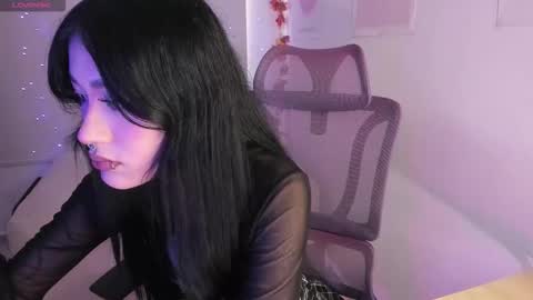 Mia Wilsson online show from December 21, 2025, 10:39 pm