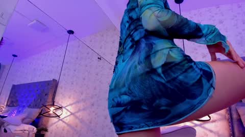 Mia winx  online show from December 19, 2024, 5:07 am