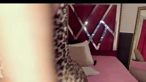 micaelahott_ online show from November 11, 2025, 2:44 am