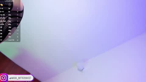 Snapshot of mich_bittersweet chatting on January 28, 2025, 8:47 pm online show from January 28, 2025, 8:47 pm