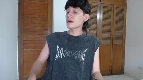 Snapshot of michaeel_blue chatting on June 24, 2026, 9:03 pm Michael online show from June 24, 2026, 9:03 pm