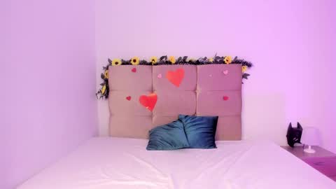 Micky and Sharon online show from March 6, 2025, 1:58 am