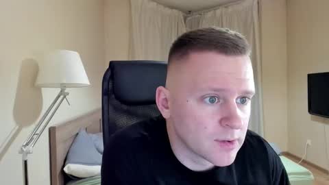 Snapshot of michael_birkin chatting on December 30, 2024, 5:55 pm Michael Birkin online show from December 30, 2024, 5:55 pm