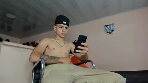 Snapshot of michael_boy88_ chatting on February 2, 2025, 8:30 pm Michael Boy online show from February 2, 2025, 8:30 pm