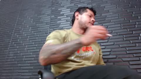 Michael Daviss online show from January 3, 2025, 1:36 pm