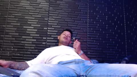 Michael Daviss online show from February 20, 2025, 2:02 pm