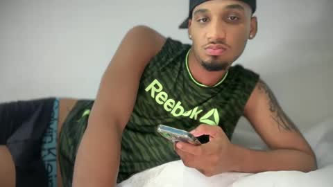 Snapshot of michael_jordanx chatting on January 25, 2025, 12:17 am Angel online show from January 25, 2025, 12:17 am