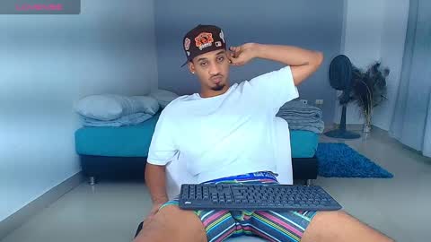 Snapshot of michael_jordanx chatting on February 6, 2025, 2:11 am Angel online show from February 6, 2025, 2:11 am