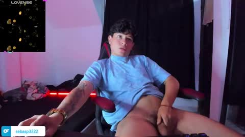 Snapshot of michael_kendall0 chatting on January 10, 2025, 2:25 am michael independent model online show from January 10, 2025, 2:25 am