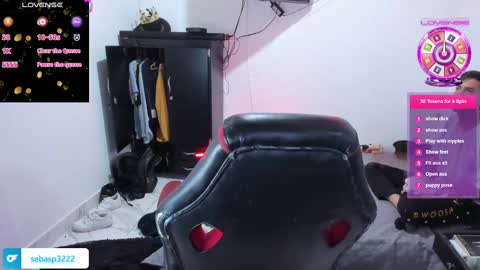 Snapshot of michael_kendall0 chatting on February 15, 2025, 2:04 am michael independent model online show from February 15, 2025, 2:04 am