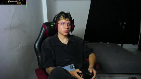 Snapshot of michael_kendall0 chatting on November 6, 2025, 1:28 am michael independent model online show from November 6, 2025, 1:28 am