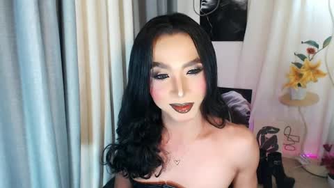 Snapshot of michaelagoddess chatting on May 27, 2026, 4:37 pm michaelagoddess online show from May 27, 2026, 4:37 pm