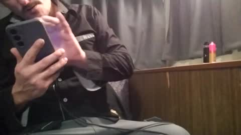 Snapshot of michaelgriley1982 chatting on August 5, 2026, 10:51 am Guyngirl online show from August 5, 2026, 10:51 am