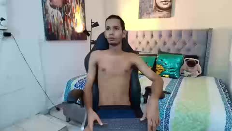 michaell_bellk_ online show from October 18, 2025, 6:30 pm