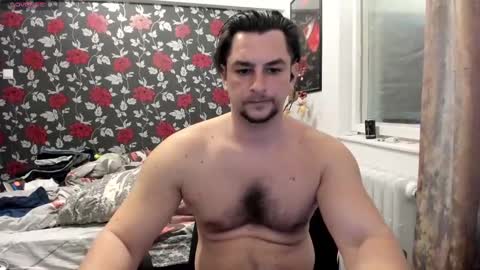 michaelragnar90 online show from March 3, 2025, 9:44 am