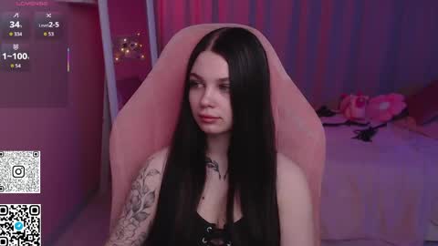 Kate online show from April 12, 2026, 1:10 am