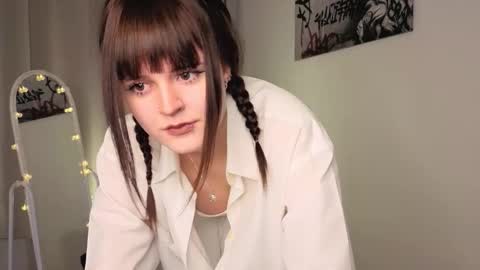 Michele online show from February 12, 2026, 1:17 pm