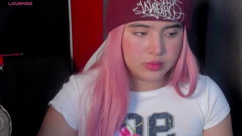 michell_petty01 online show from January 30, 2025, 2:58 pm
