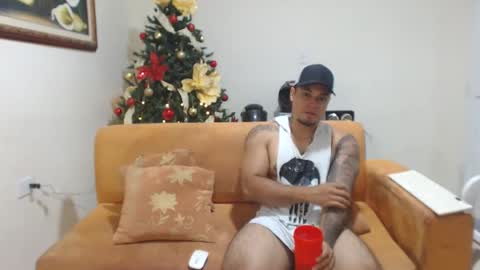 michelle_allen0104 online show from December 3, 2024, 5:20 am