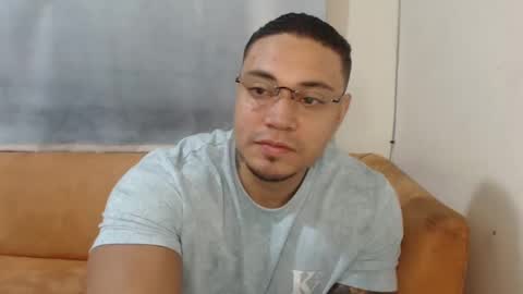 michelle_allen0104 online show from December 24, 2024, 10:44 am