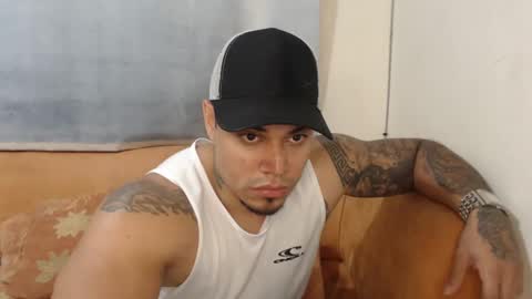 michelle_allen0104 online show from January 7, 2025, 8:45 am