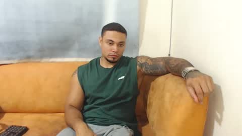 michelle_allen0104 online show from February 16, 2025, 2:42 am