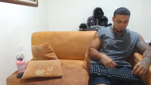 michelle_allen0104 online show from February 24, 2025, 3:44 am