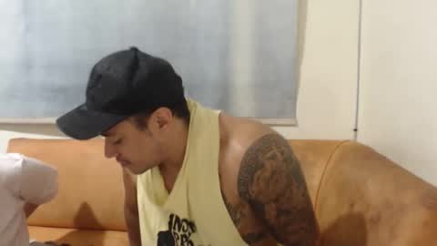 michelle_allen0104 online show from September 10, 2025, 4:23 am