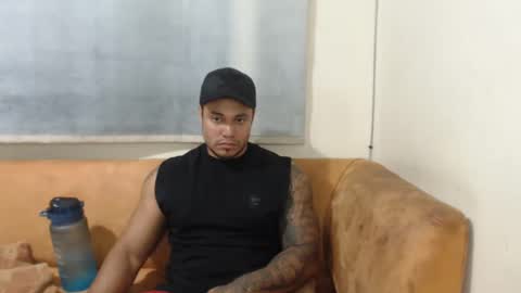 michelle_allen0104 online show from September 20, 2025, 5:08 am