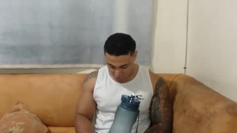 michelle_allen0104 online show from September 30, 2025, 4:28 am