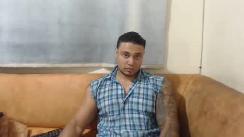 michelle_allen0104 online show from October 7, 2025, 4:31 am