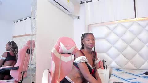 michelleblair1 online show from March 15, 2026, 2:01 pm