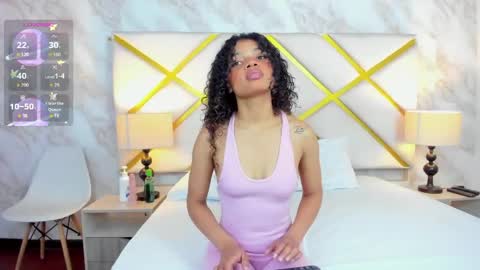 Snapshot of michellebronx chatting on May 28, 2026, 11:40 am michellebronx online show from May 28, 2026, 11:40 am