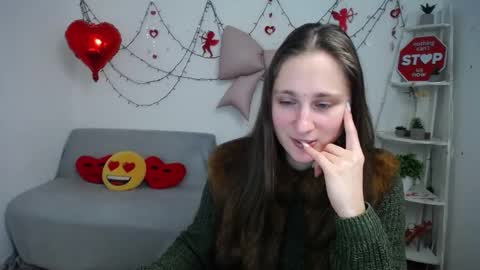 Snapshot of michellee11 chatting on February 9, 2026, 12:31 pm Michel online show from February 9, 2026, 12:31 pm