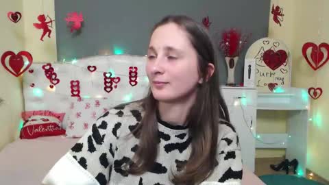 Snapshot of michellee11 chatting on February 16, 2026, 1:07 pm Michel online show from February 16, 2026, 1:07 pm