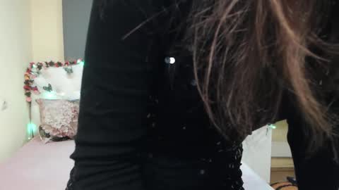 Snapshot of michellee11 chatting on March 2, 2026, 1:18 pm Michel online show from March 2, 2026, 1:18 pm