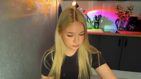 Michelle3 online show from July 26, 2026, 4:20 am