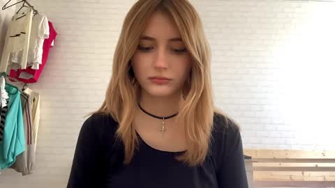 Jenny online show from April 9, 2026, 12:21 pm