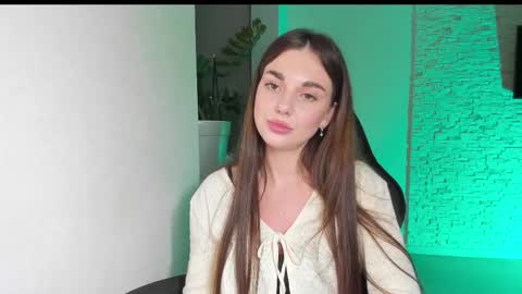 Snapshot of michelliibeautiful chatting on December 1, 2025, 6:02 pm Michellee online show from December 1, 2025, 6:02 pm