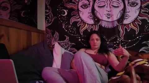 Snapshot of mickeeydoll6669 chatting on January 15, 2026, 10:31 am Hey Mickey online show from January 15, 2026, 10:31 am