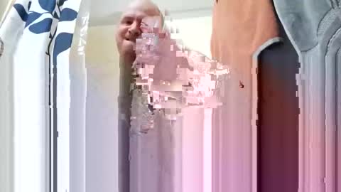 Snapshot of mickey_2007 chatting on January 15, 2026, 4:17 am mickey_2007 online show from January 15, 2026, 4:17 am