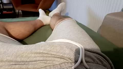 Mickey online show from April 9, 2026, 6:13 pm