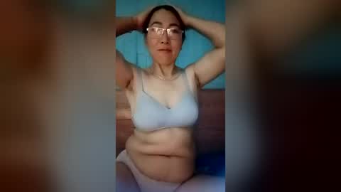 Snapshot of mickye00 chatting on June 20, 2026, 10:34 pm Miky online show from June 20, 2026, 10:34 pm