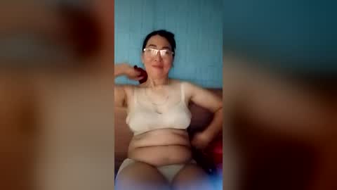 Snapshot of mickye00 chatting on June 24, 2026, 8:41 pm Miky online show from June 24, 2026, 8:41 pm