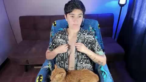 Snapshot of midnight07_ chatting on October 28, 2025, 3:25 pm Blue online show from October 28, 2025, 3:25 pm